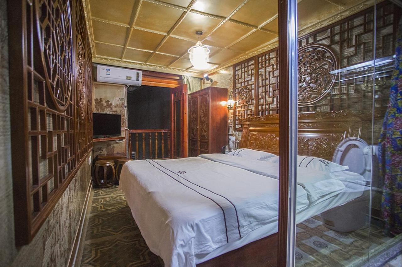 Lqj Riverside Guest House Фэнхуан Экстерьер фото