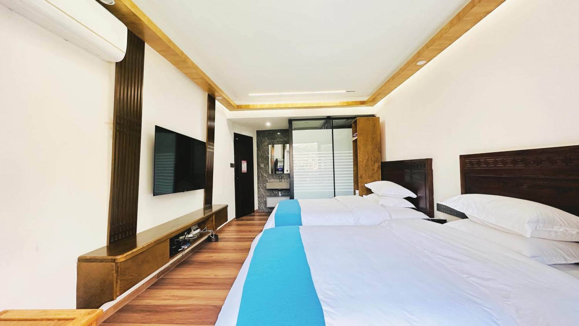 Lqj Riverside Guest House Фэнхуан Экстерьер фото
